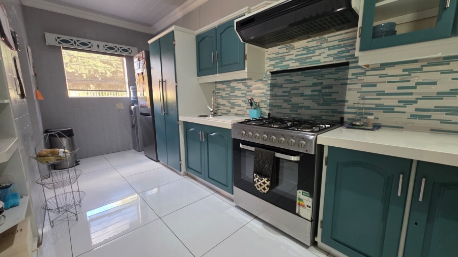 3 Bedroom Property for Sale in Wilkoppies North West